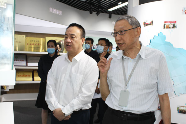 濟(jì)南市政協(xié)副主席、市工商聯(lián)主席劉夢海來訪